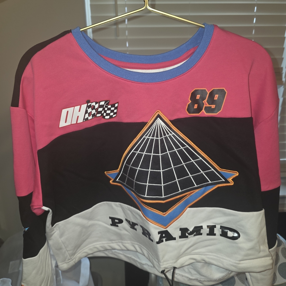 Black Pyramid Crop Top